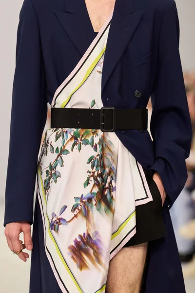 Look 151